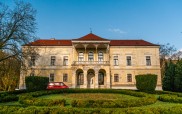 Dvorac Vranyczany-Dobrinović (Laduč)